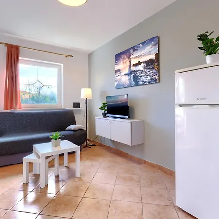 Gordana-1 By Interhome Labin