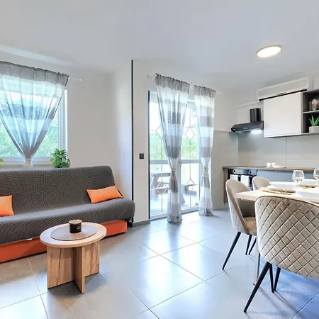 Apartament Gordana-1 By Interhome Labin (Istria)