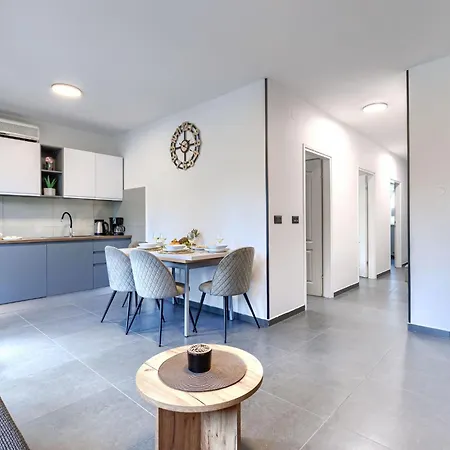 Appartement Gordana-1 By Interhome *